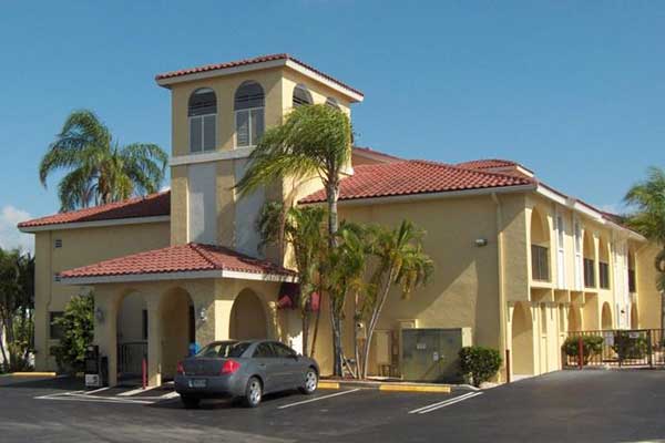 boka hotell Fort Myers. Casa Loma Motel Waterfront