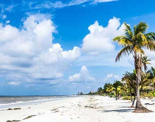 Fort Myers bäst på västkusten för budgetsemester Fort Myers Beach, Florida