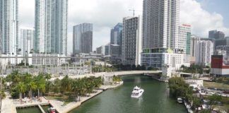 Miami – en storstad med latinska influenser Miami, Miami mit Miami mit lateinamerikanischer Atmosphäre